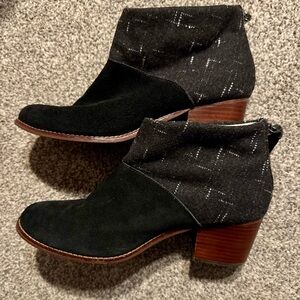 Toms Zip Up Booties